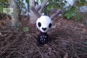 Read more about the article Woe The Wendigo Pattern Review- Amigurumi Wendigo Pattern – Halloween Crochet Patterns