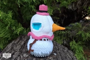 Read more about the article A Winter’s Tale – Poppa Snow Amigurumi Pattern- Crochet Snowman Pattern